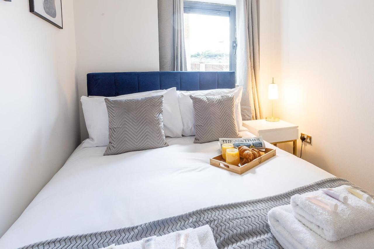 Boutique Quayside Apartment - Free Parking Ньюкасл-апон-Тайн Екстер'єр фото
